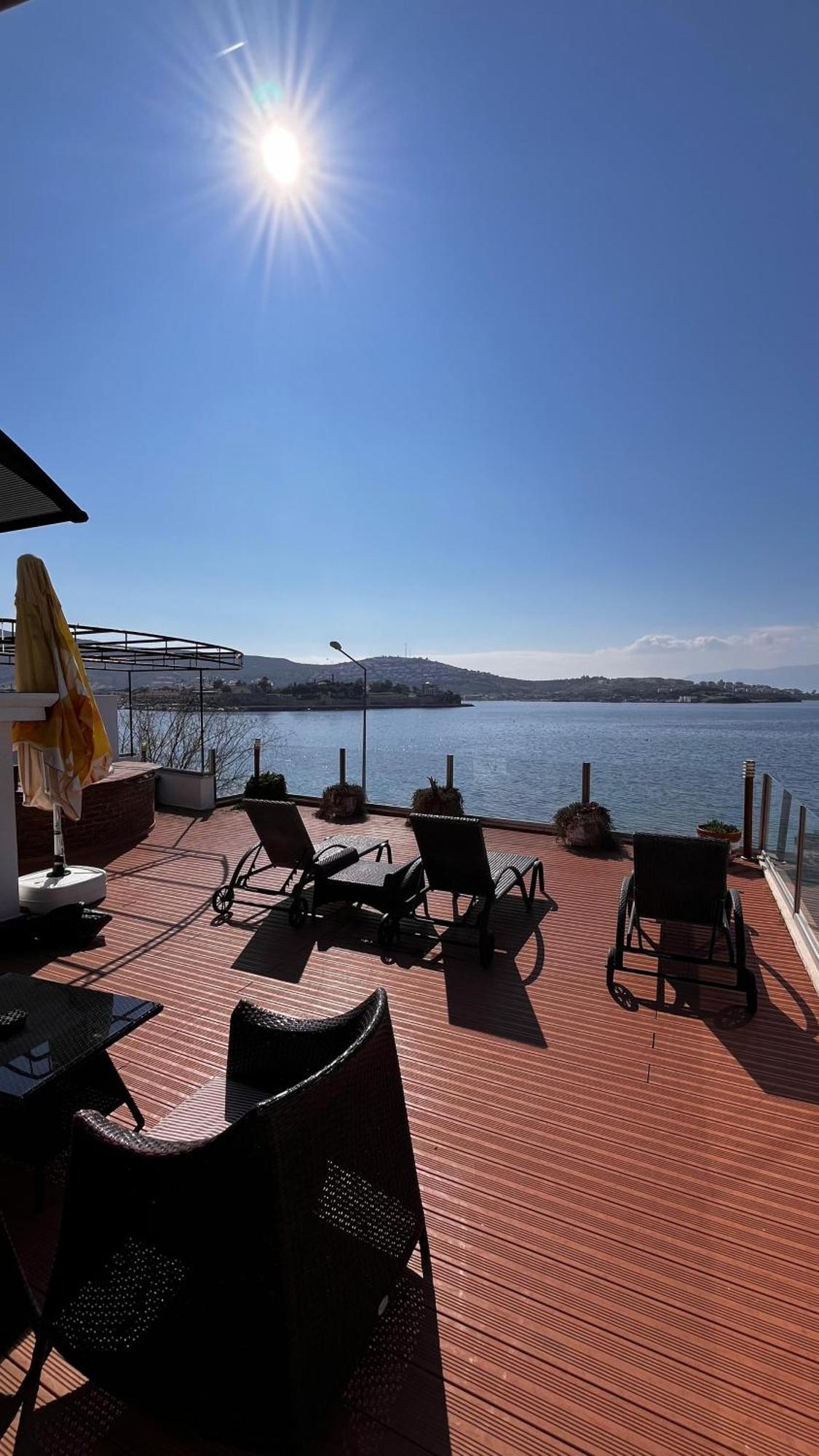 Foca Antik Otel Bagian luar foto