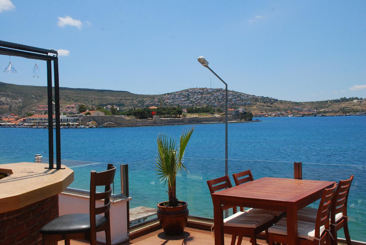 Foca Antik Otel Bagian luar foto